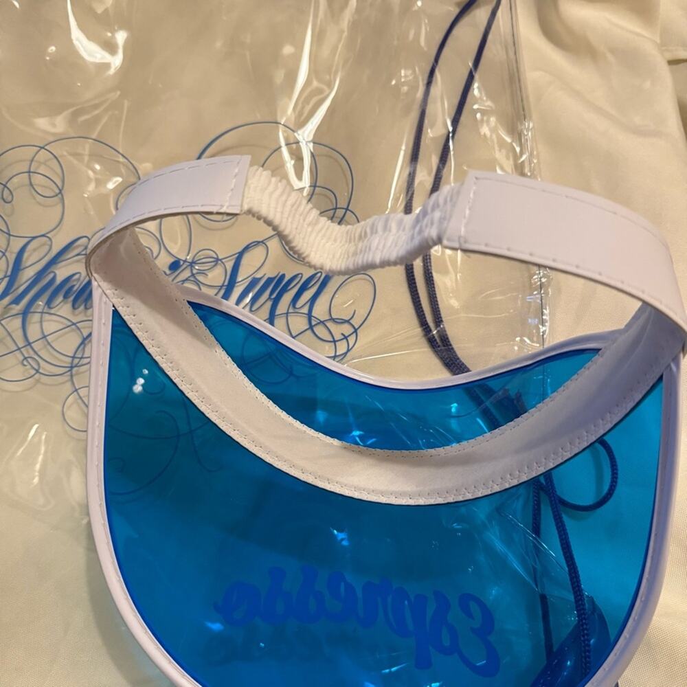 Sabrina Carpenter VIP Merch - Tour Jacket, Clear Drawstring Bag & Espresso Visor - Picture 11 of 14